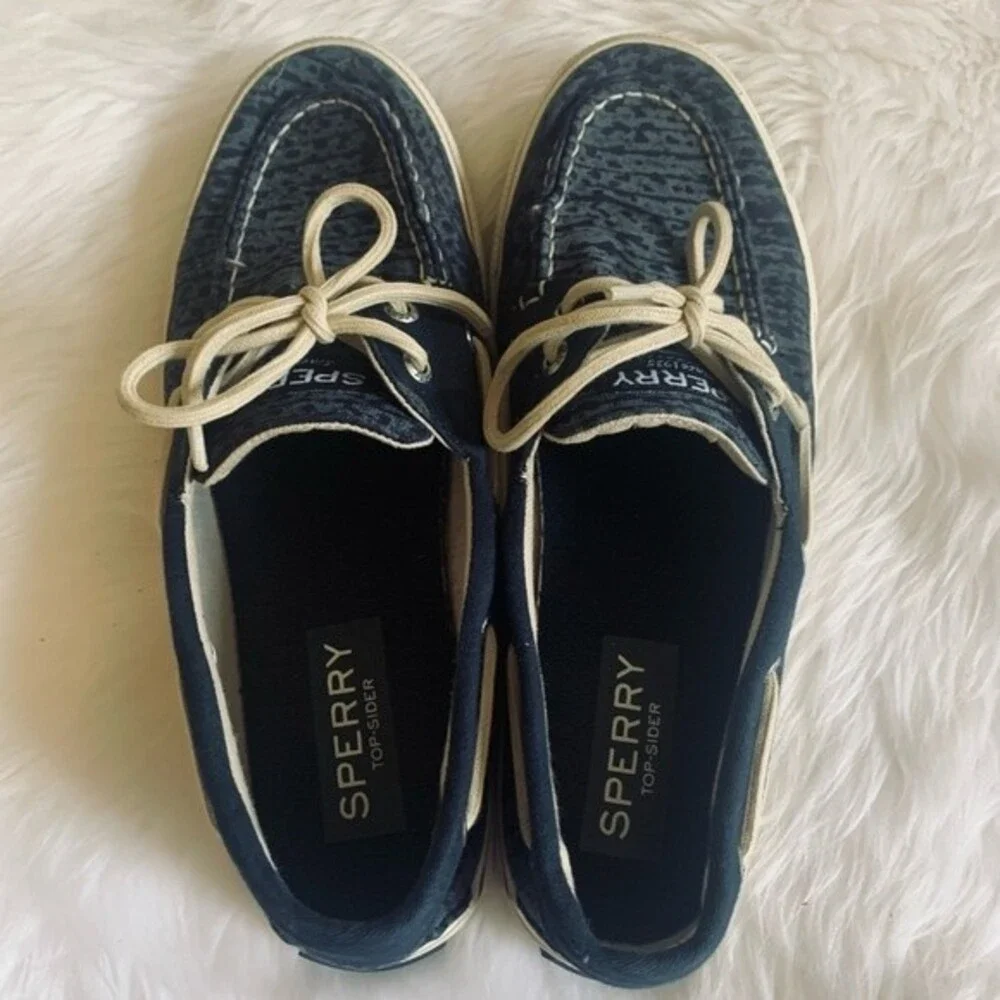 Sperry boat shoes